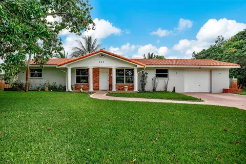 292 SW 52nd Ave, Plantation FL 33317