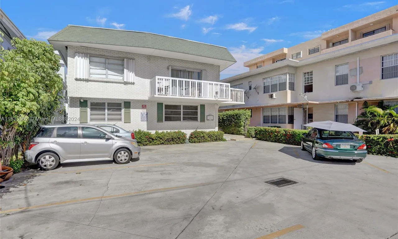 6856 Abbott Ave # 6, Miami Beach FL 33141