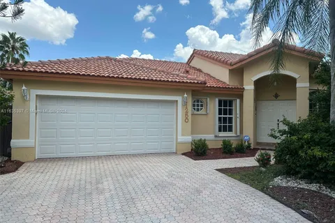 11250 NW 59th Ter, Doral FL 33178