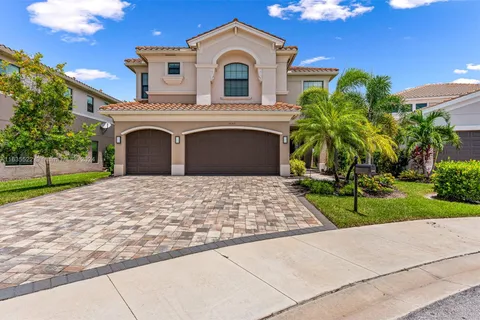 3086 Hudson Ter, Naples FL 34119