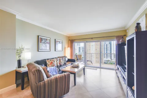 1950 S Ocean Dr # 11K, Hallandale Beach FL 33009