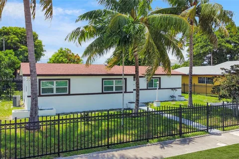 17210 N Miami Ave, North Miami Beach FL 33169