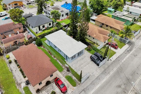 1520 NW 53rd St, Miami FL 33142