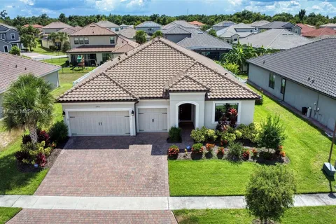 3910 Redfin Place, Kissimmee FL 34746