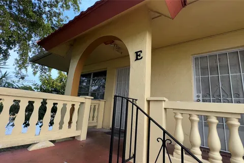 160 NE 203rd Ter # E20, Miami Gardens FL 33179