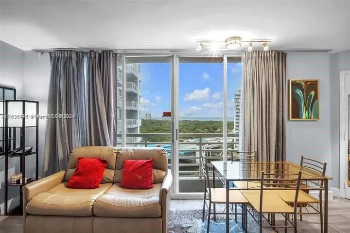 2670 E Sunrise Blvd # 1002, Fort Lauderdale FL 33304