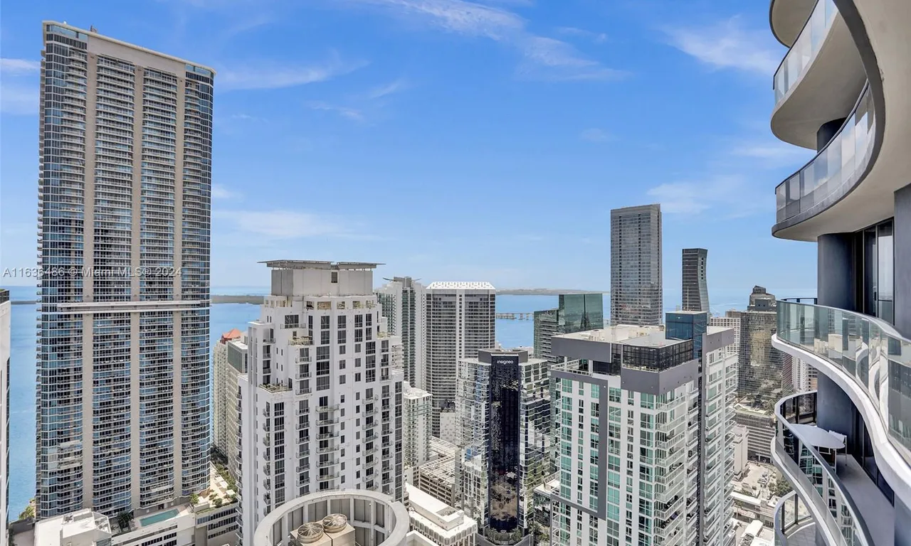 1000 Brickell Plz, Miami FL 33131