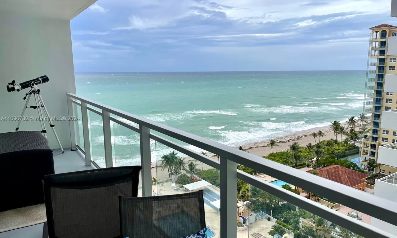 2030 S Ocean Dr # 1518, Hallandale Beach FL 33009