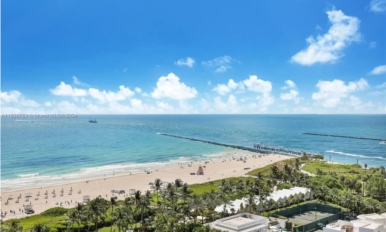 50 S Pointe Dr # 1704, Miami Beach FL 33139