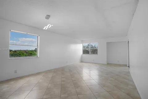 3301 Spanish Moss Ter # 503, Lauderhill FL 33319