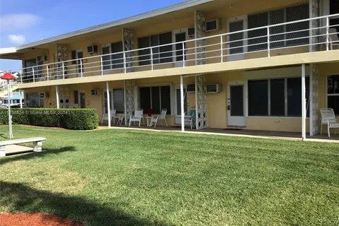 1110 N Riverside Dr. # 4, Pompano Beach FL 33062