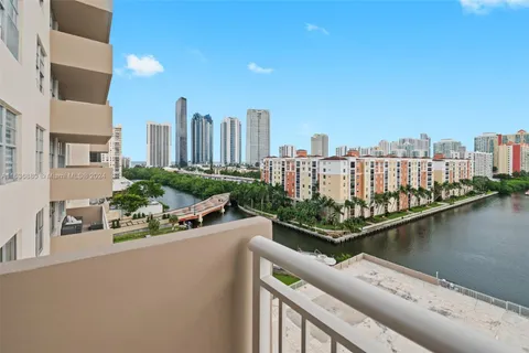 250 174th St # 902, Sunny Isles Beach FL 33160