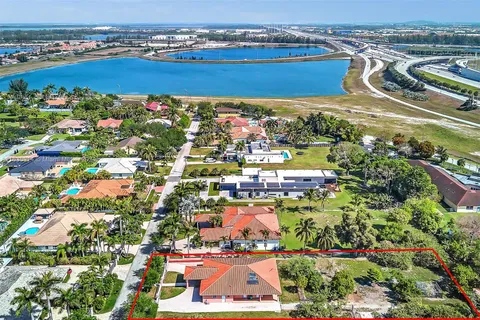 279 NW 119th Ave., Miami FL 33182