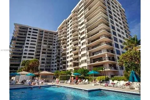 1800 S Ocean Blvd # 401, Lauderdale By The Sea FL 33062