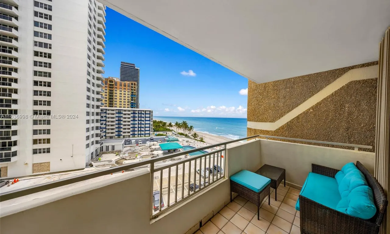 3180 S Ocean Dr # 607, Hallandale Beach FL 33009