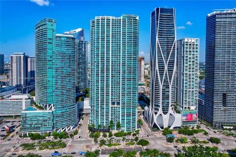 900 Biscayne Blvd # 5104, Miami FL 33132