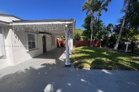 1787 NE 179th St, North Miami Beach FL 33162