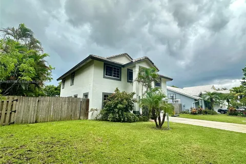 21532 SW 94th Ct, Cutler Bay FL 33189