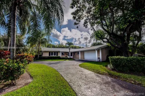 7300 SW 121st St, Pinecrest FL 33156