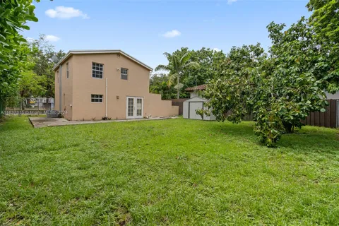 1680 NE 168th St, North Miami Beach FL 33162