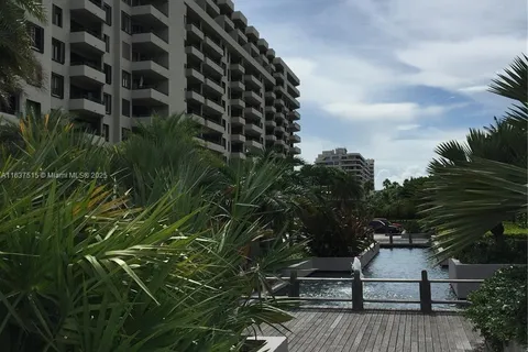 201 Crandon Blvd # 207, Key Biscayne FL 33149