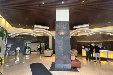 3300 NE 191st St # 515, Aventura FL 33180