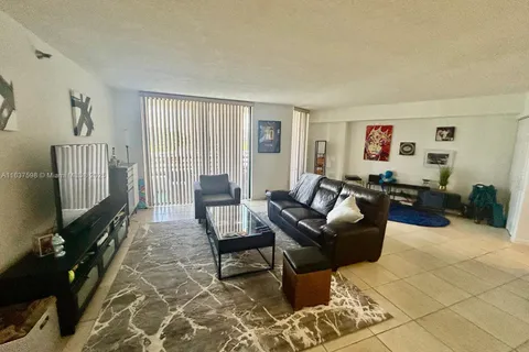 3300 NE 191st St # 515, Aventura FL 33180