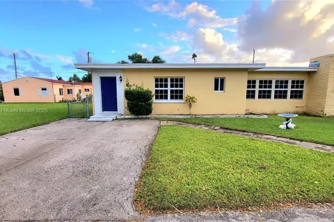 720 NE 5th St # 1, Hallandale Beach FL 33009