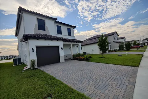 5642 Carrara Drive, Ave Maria FL 34142