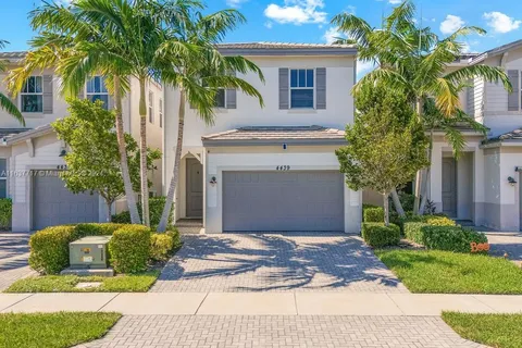 4439 NW 48th Ter, Tamarac FL 33319