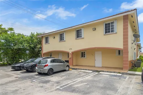 6753 NW 182nd St # 104, Hialeah FL 33015