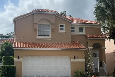 4702 NW 115th Ter, Coral Springs FL 33076