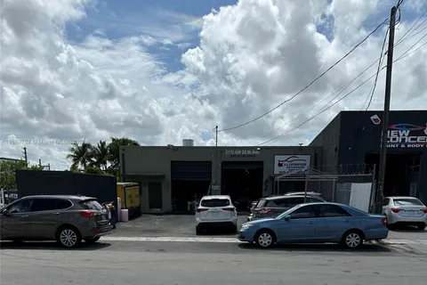 2170 NW 24th Ave, Miami FL 33142