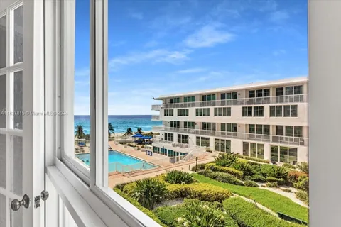 5401 Collins Ave # 312, Miami Beach FL 33140