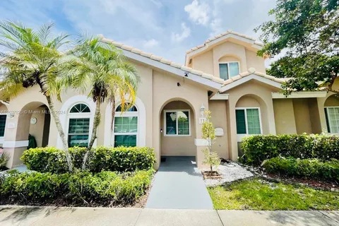 3161 Holiday Springs Blvd # 3, Margate FL 33063