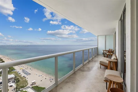 1830 S OCEAN DR # 2811, Hallandale Beach FL 33009