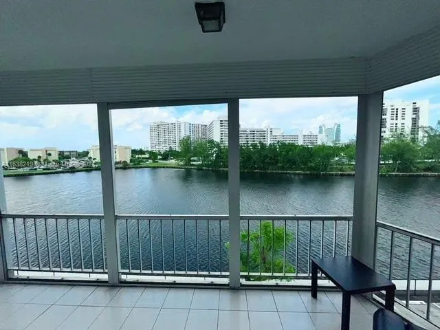 400 Diplomat Pkwy # 404, Hallandale Beach FL 33009