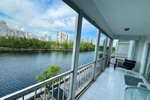 400 Diplomat Pkwy # 404, Hallandale Beach FL 33009