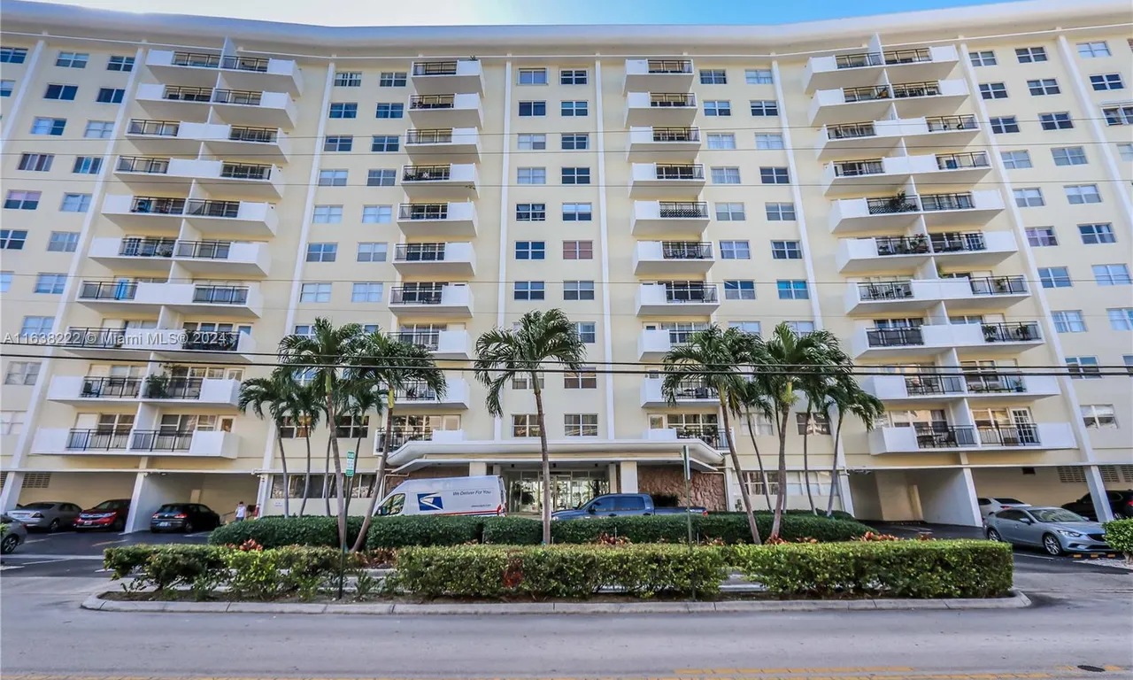 401 Golden Isles Dr # 1103, Hallandale Beach FL 33009