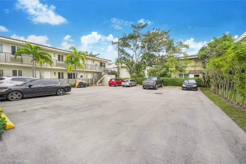 35 Antilla Ave # 7, Coral Gables FL 33134