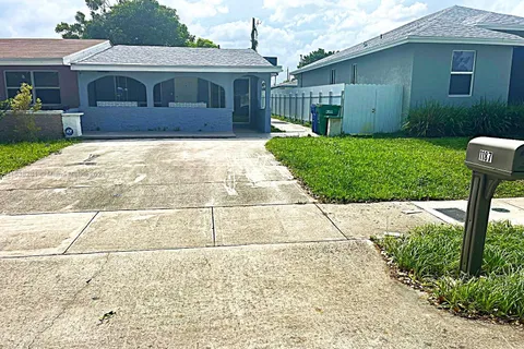 1187 NW 29th Ter, Fort Lauderdale FL 33311