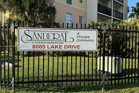 8005 Lake Dr # 404, Doral FL 33166