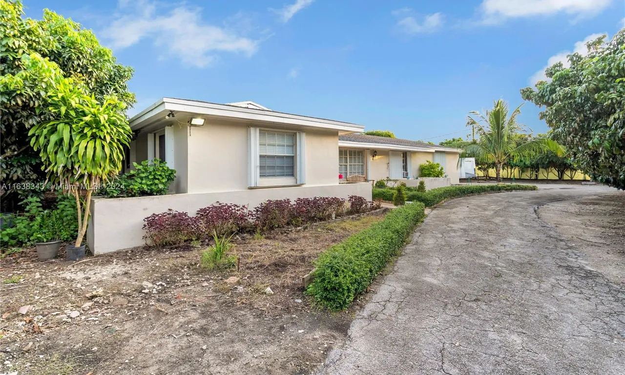 17900 SW 264th St, Homestead FL 33031