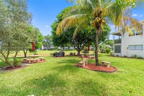 4 Markham A # 4, Deerfield Beach FL 33442