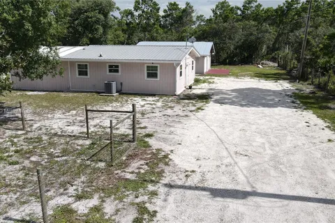 2761 Lake Josephine Dr, Sebring FL 33875