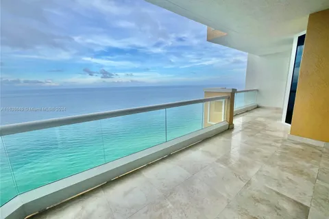 17875 Collins Ave # 4305, Sunny Isles Beach FL 33160