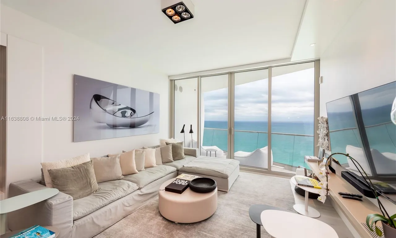 16901 Collins Ave # 2404, Sunny Isles Beach FL 33160