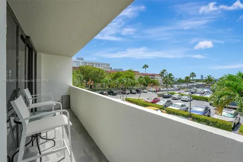 2049 S Ocean Dr # 202, Hallandale Beach FL 33009