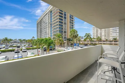 2049 S Ocean Dr # 202, Hallandale Beach FL 33009