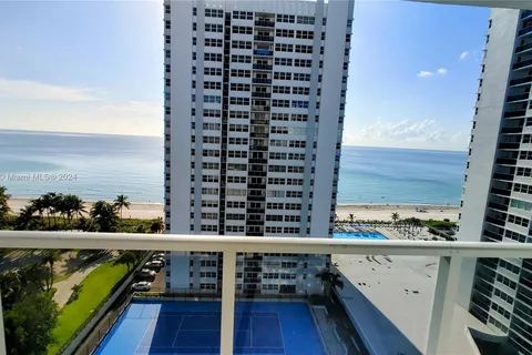 1880 S Ocean Dr, Hallandale Beach FL 33009